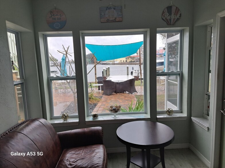 Waterview - 35 44th Ave