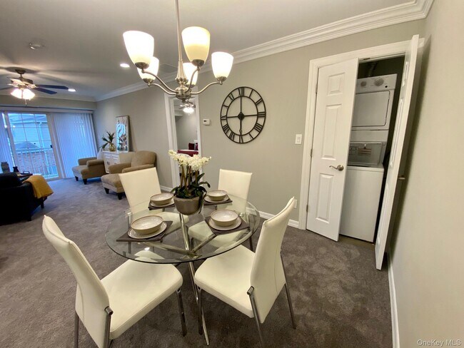 Building Photo - 65 Westwood Dr