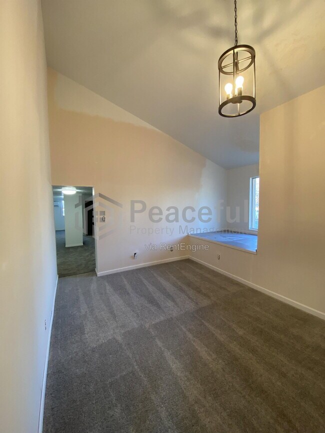 Building Photo - 4326 S 900 E