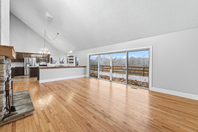 Building Photo - Luxury Living on the River — Your Dream Home Awaits