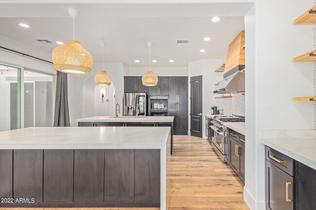 Building Photo - 3469 S Eucalyptus Pl