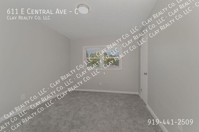 Building Photo - 611 E Central Ave