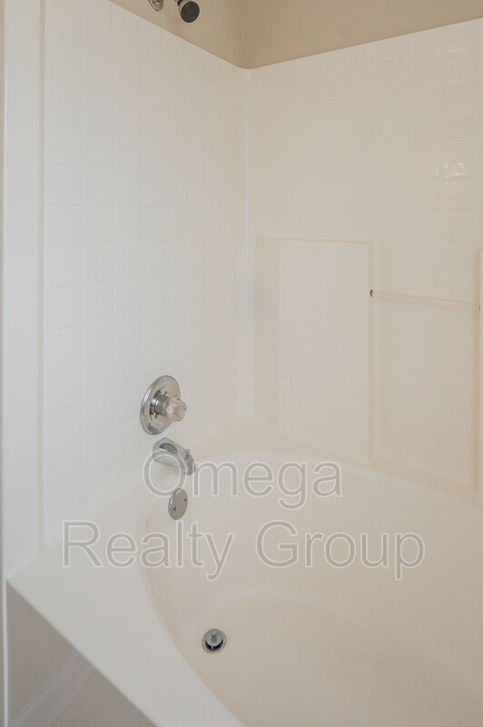 Building Photo - 6000 Aldersbrook Ct