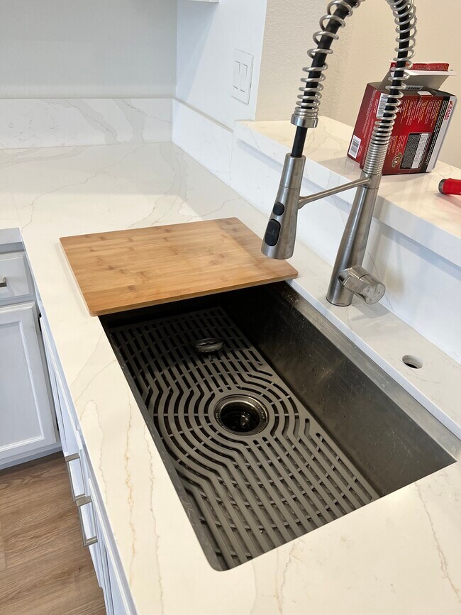Kitchen sink - 3444 Mission Mesa Way