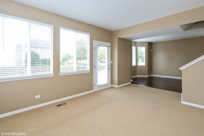 Building Photo - 323 Norwell Ln