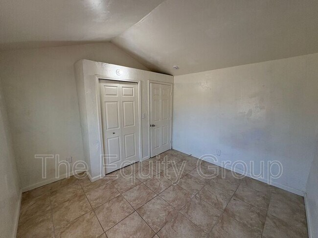 Building Photo - 38745 1/2 Campbell Dr
