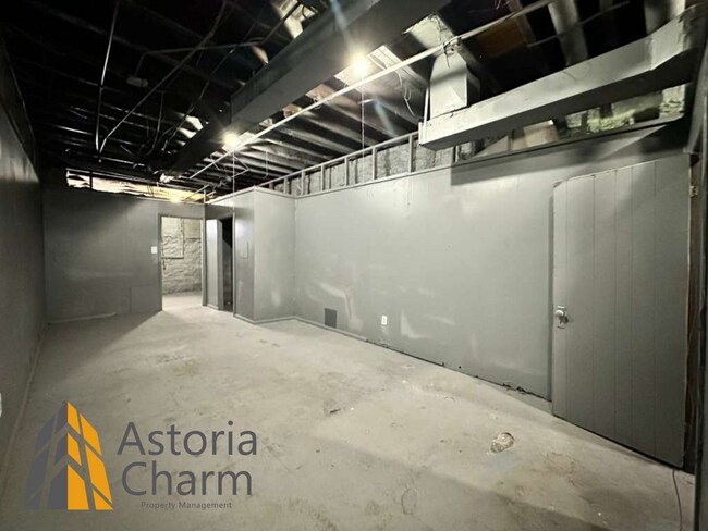 Building Photo - 3 Bedroom with Fenced Yard and Spacious Primary Bedroom near Coppin University