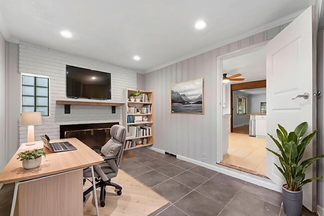 Building Photo - 4301 Marshall St