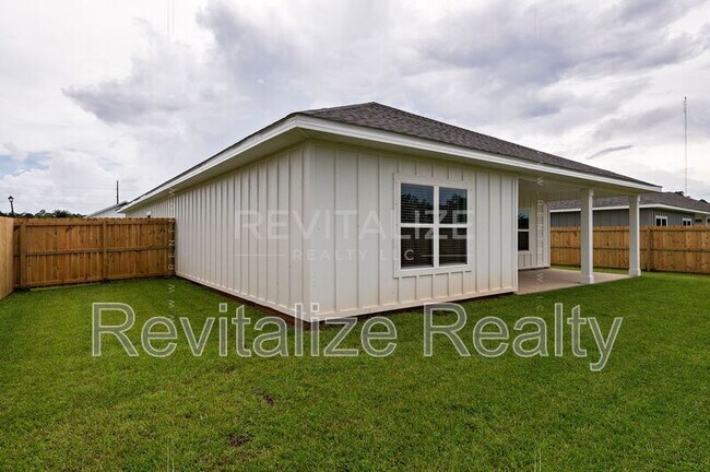 Building Photo - 14531 Dayton Cir