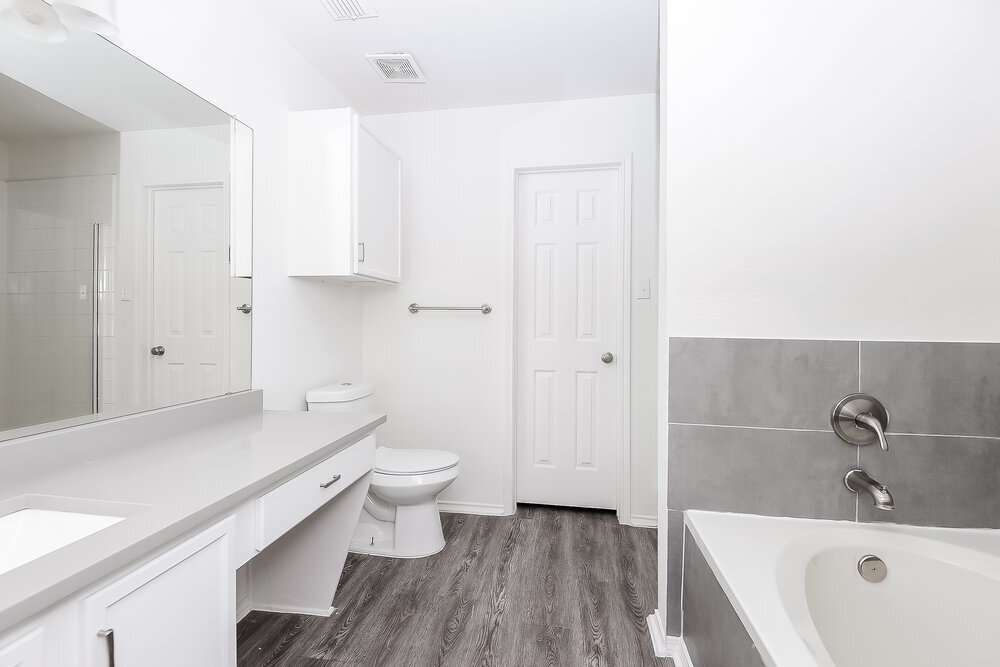 Building Photo - 2308 Overlook Ln