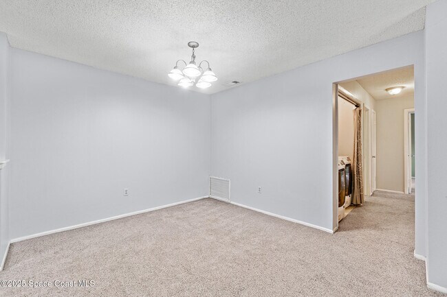 Building Photo - 225 S Tropical Trail