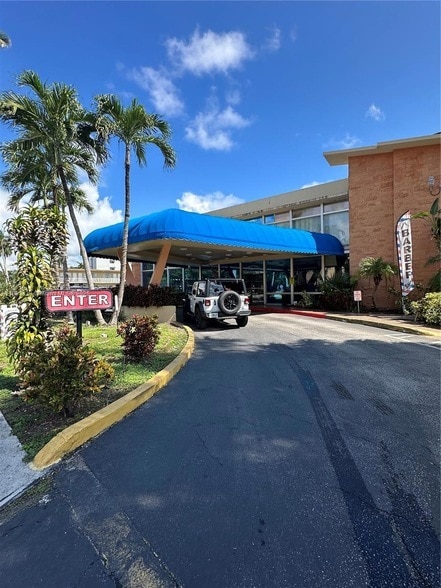 Building Photo - 26 Diplomat Pkwy