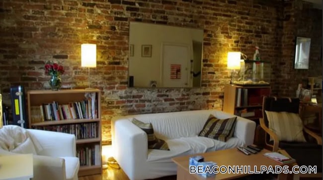 Building Photo - 15 Garden St