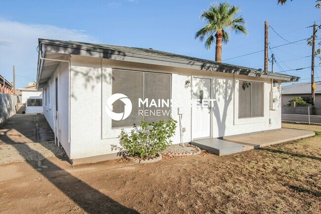 Building Photo - 4 Bedroom Pet-Friendly Home in Peoria, AZ with Main Street Renewal