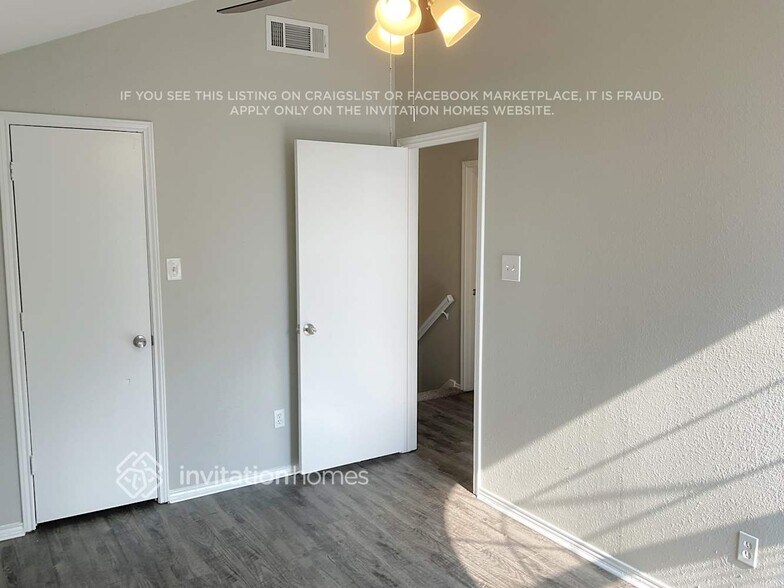 Building Photo - 5525 Royal Meadow Ln