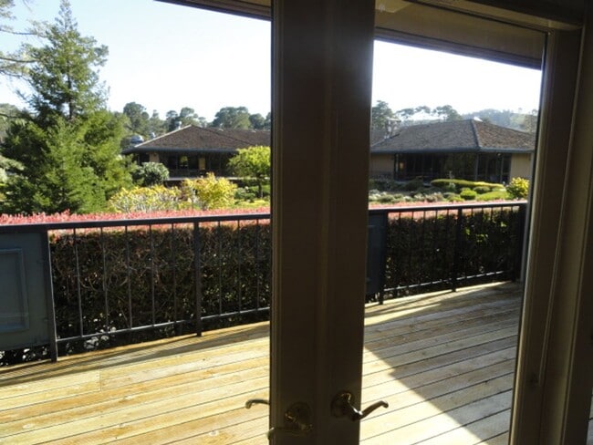 Building Photo - Condo in Active Adult Community