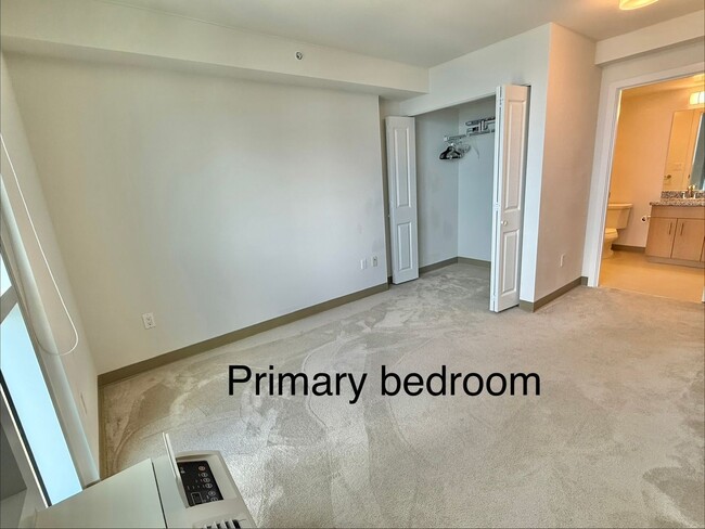 Building Photo - 988 Halekauwila St
