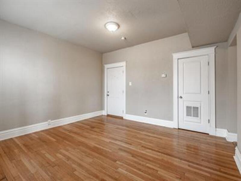 Building Photo - 5855 Washington Blvd