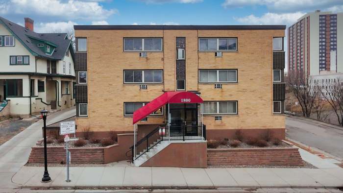 1800 Lasalle Avenue Exterior - 1800 Lasalle Ave