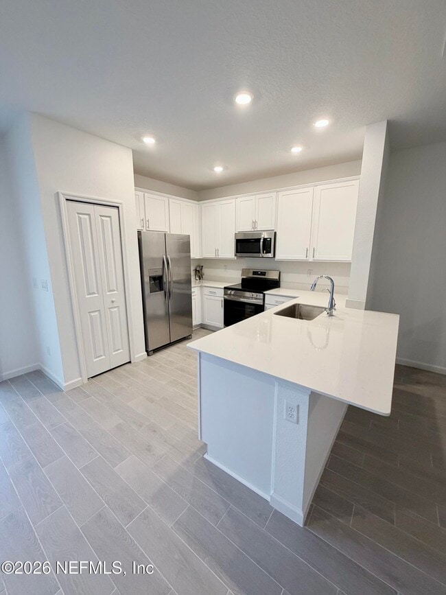 Building Photo - 2113 Windward Cay Ln