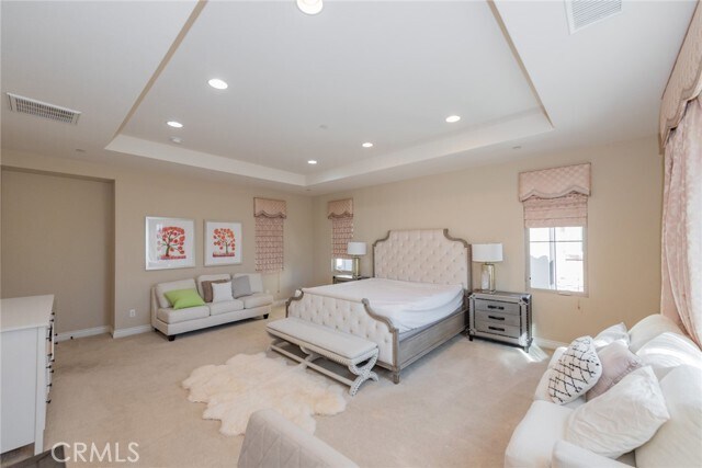 Building Photo - 16 Spanish Moss