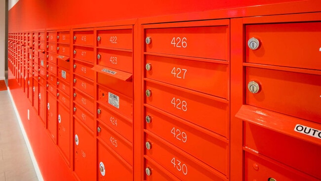 Building Photo - 4545 SW Angel Ave