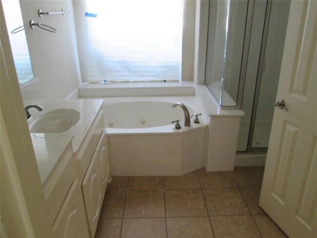 Building Photo - 6604 Cascade Canyon Trail