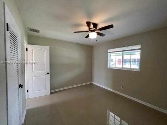 Building Photo - 946 Laurel Dr