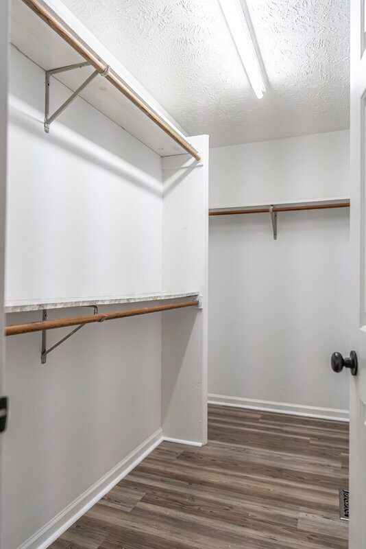 Building Photo - 1355 Longleaf Dr E