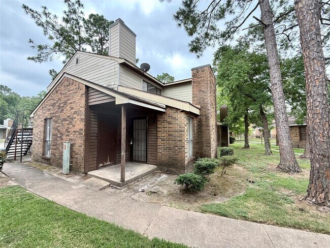 Primary Photo - 7200 W T C Jester Blvd