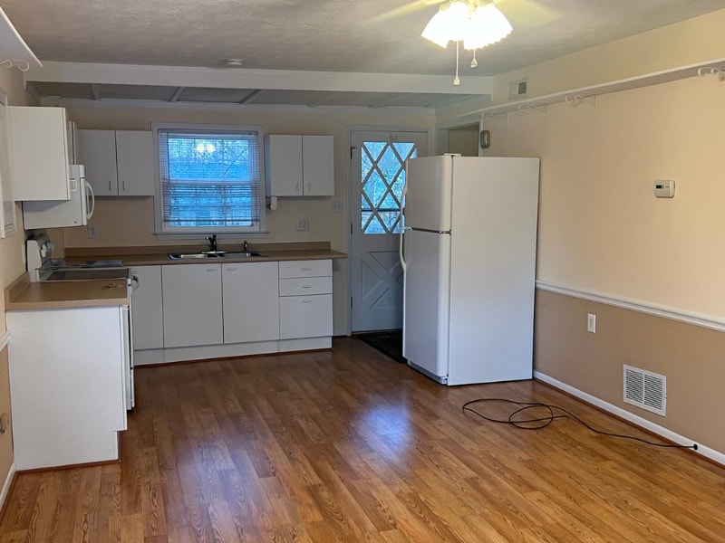 Building Photo - 325 Hoke O'Kelly Mill Rd SE