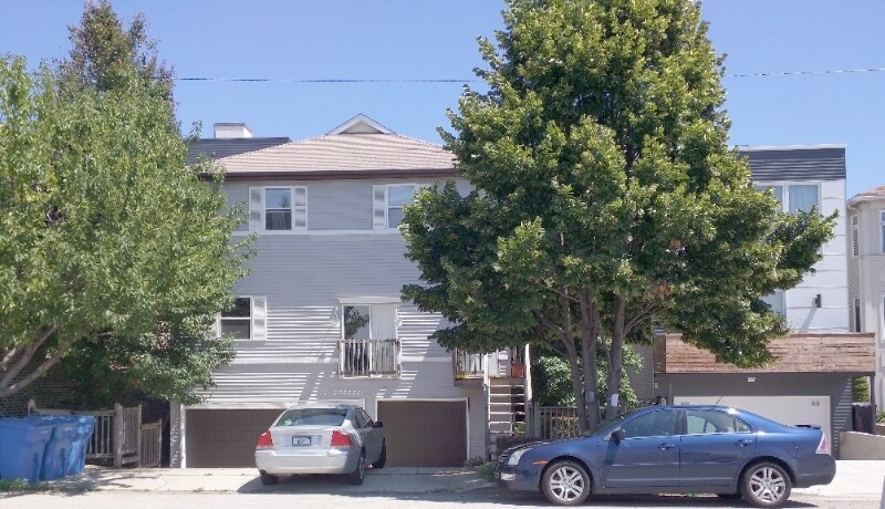 Building Photo - 1615 S Newberry Ave