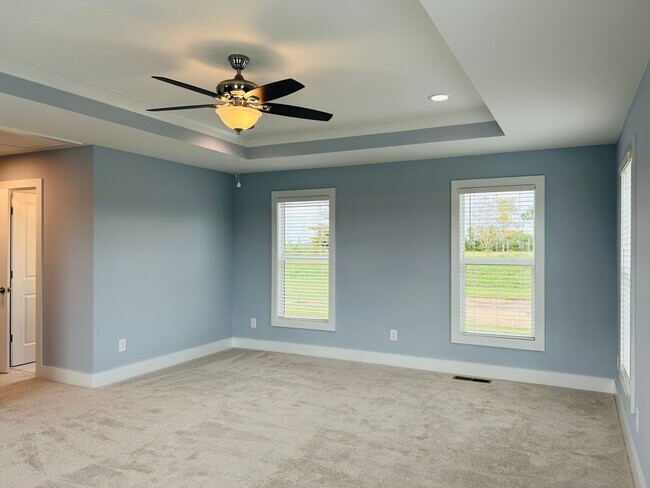 Building Photo - Stunning 4 bedroom 2.5 bath near Downtown Newnan! Must see!