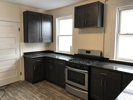 Building Photo - 3 Parker Hill Terrace