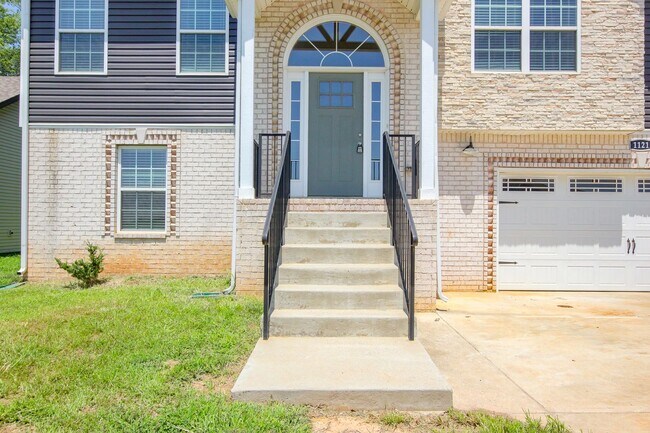 Building Photo - 1121 Cardinal Creek Dr