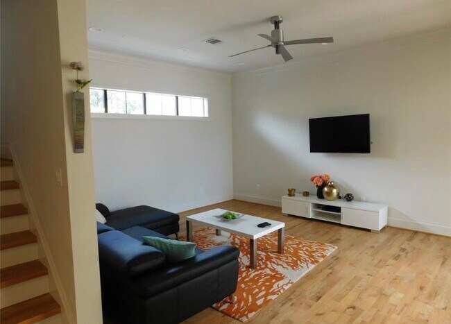 Building Photo - 4506 Austin St