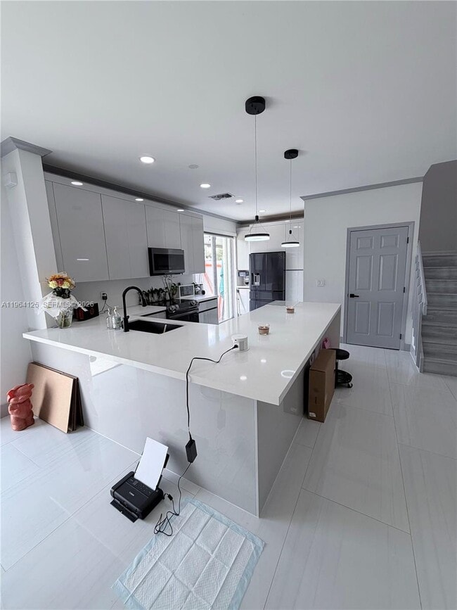 Building Photo - 15102 NW 7th Ct