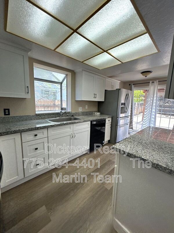 Building Photo - 6126 White Water Way