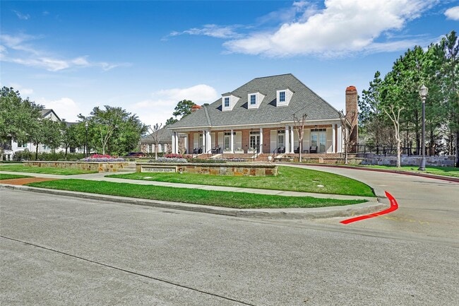 Building Photo - 135 Low Country Ln