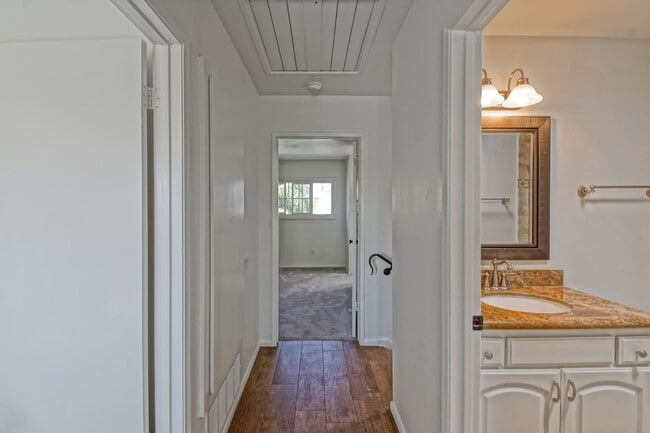 Building Photo - Bright & Spacious, 4BR3BA Home in the Private, Gated Community w/ 2 Pools, Clubhouse, Playground ...