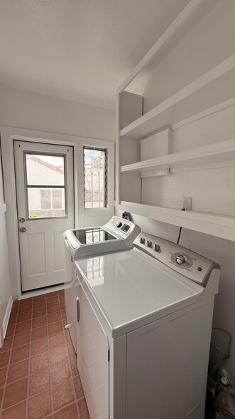 Building Photo - 1611 Idlewood Rd