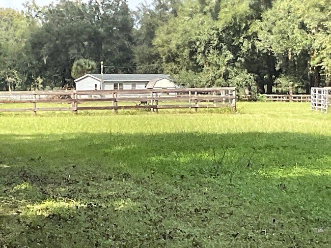 Primary Photo - 1200 SE 95th St