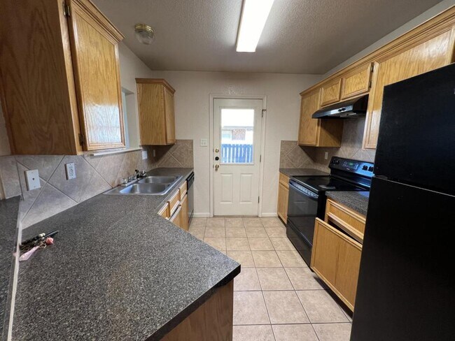 Building Photo - 3706 Dustin Ct