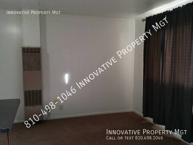 Building Photo - 1097 Bridge St