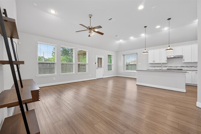 Building Photo - 9914 Deborah Colony Ln