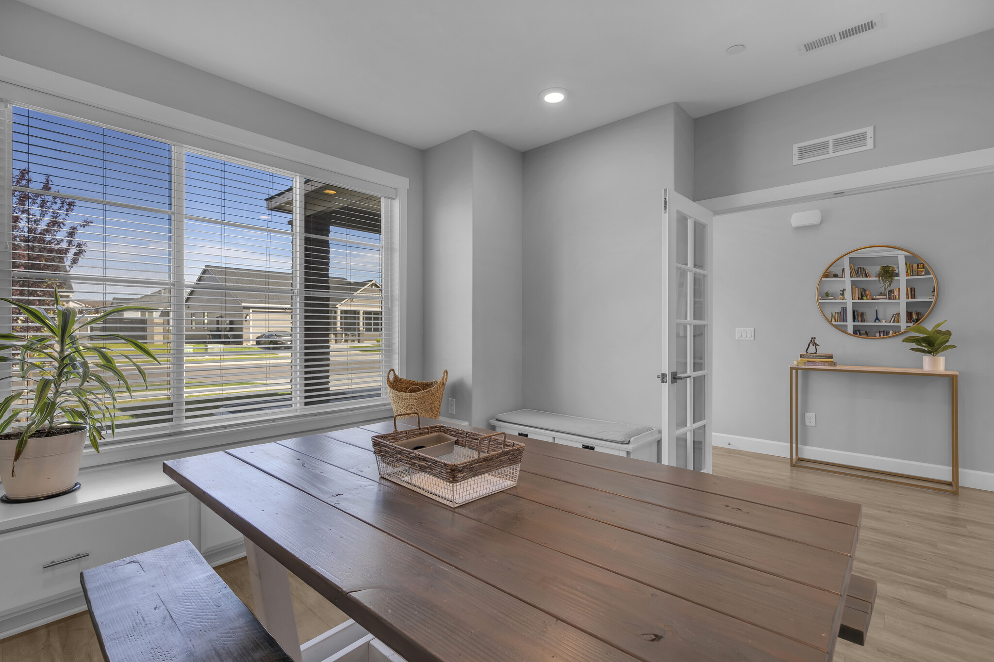 Building Photo - 2613 Morris Ave