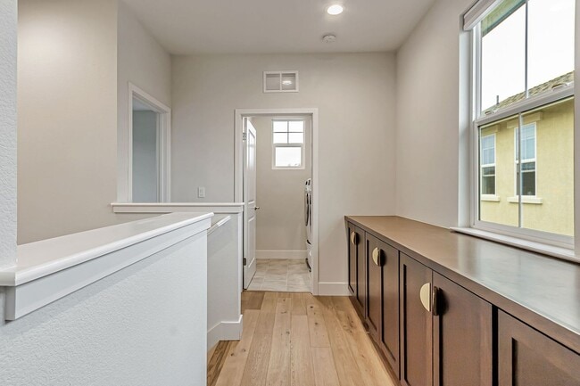 Building Photo - Stunning Home with Modern Upgrades and Pri...