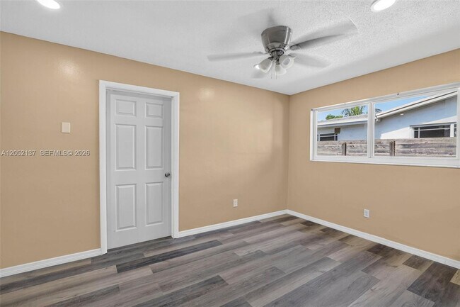 Building Photo - 4351 NW 25th St