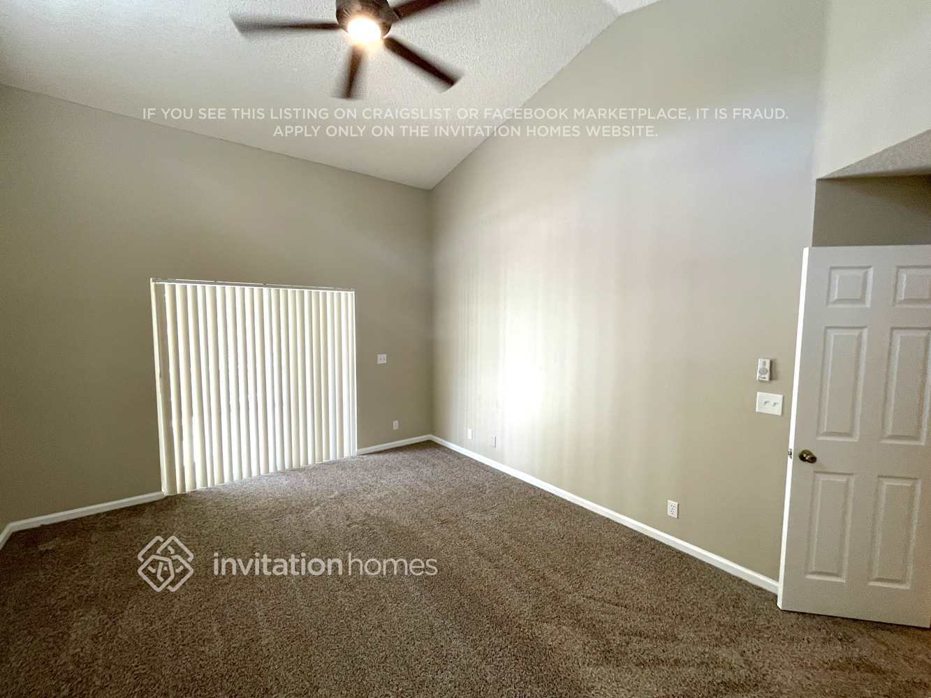 Building Photo - 5831 NW 40th Ln