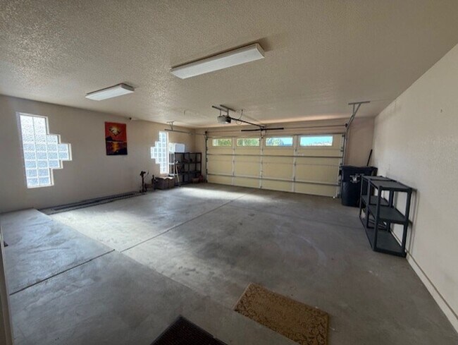 Building Photo - Long Term Vacation Rental Available Now - Fully Furnished In Verde Santa Fe on the golf course, B...